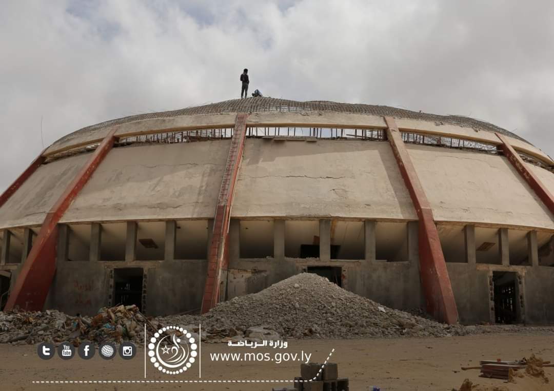 وزير الرياضة يتابع أعمال صيانة و تطوير مجمع 