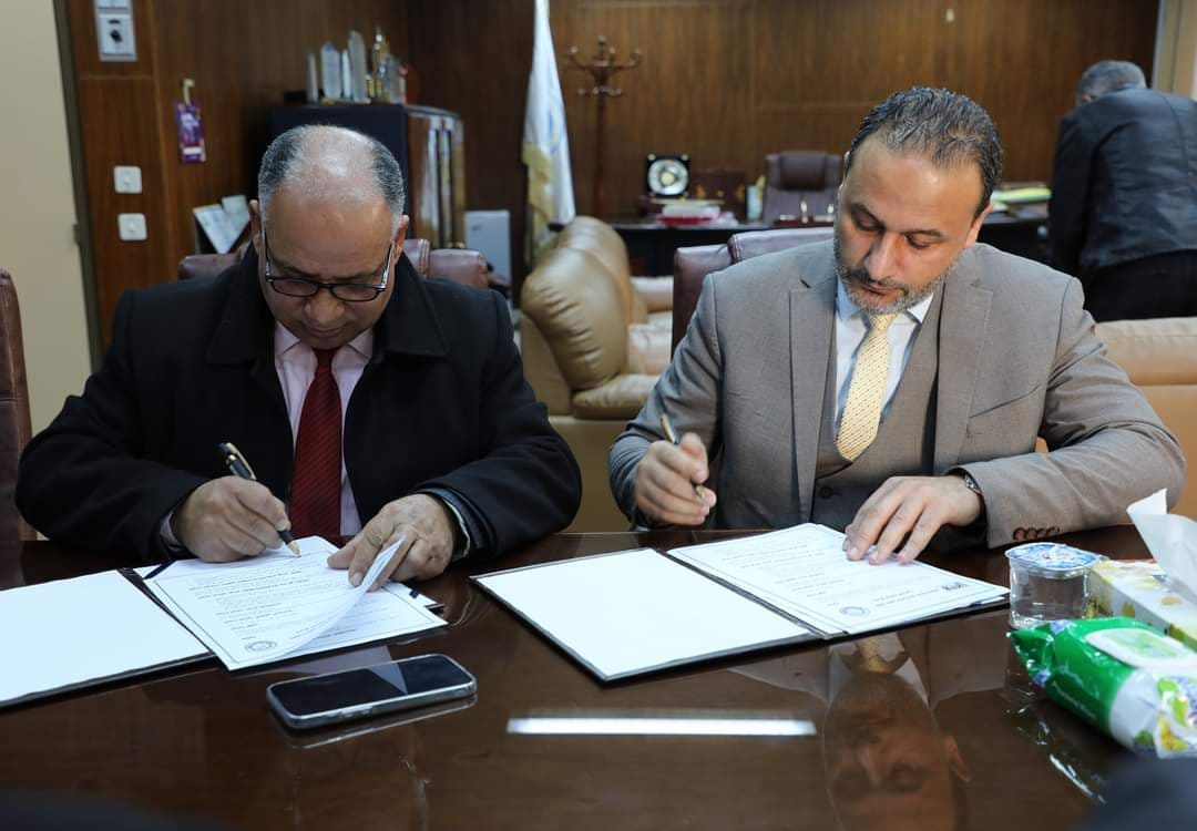 المصادقة على تعاون جديد بين جامعة بنغازي ومركز البحوث الصناعية