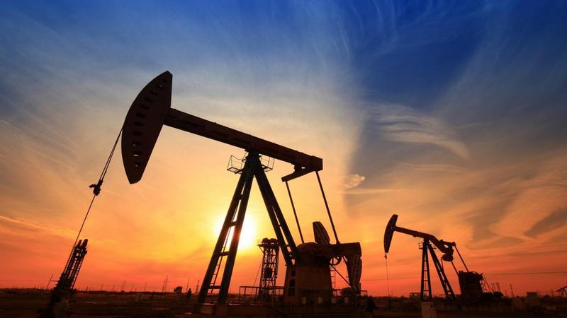 ارتفاع أسعار النفط وسط توقعات بنمو الطلب