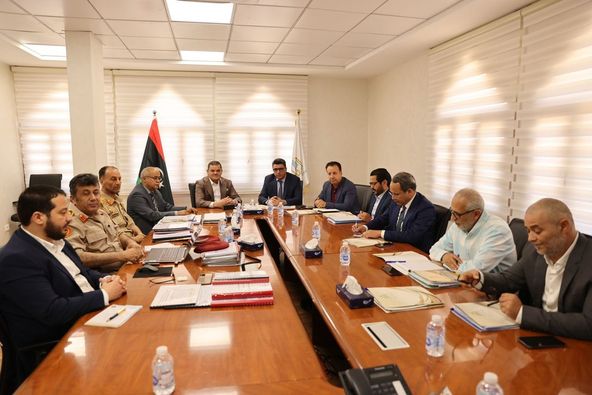 طرابلس| اجتماع لبحث دعم منتسبي المؤسسة العسكرية وتسوية أوضاعهم الوظيفية والمتقاعدين