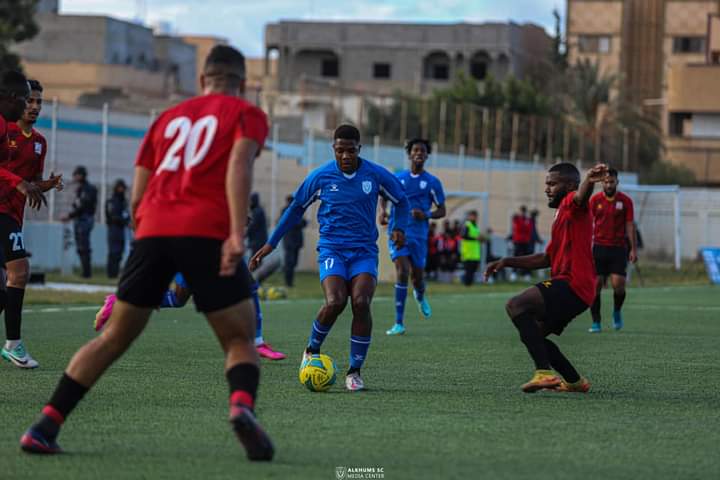 التعادل الإيجابي يسيطر على لقاء الخمس وأساريا