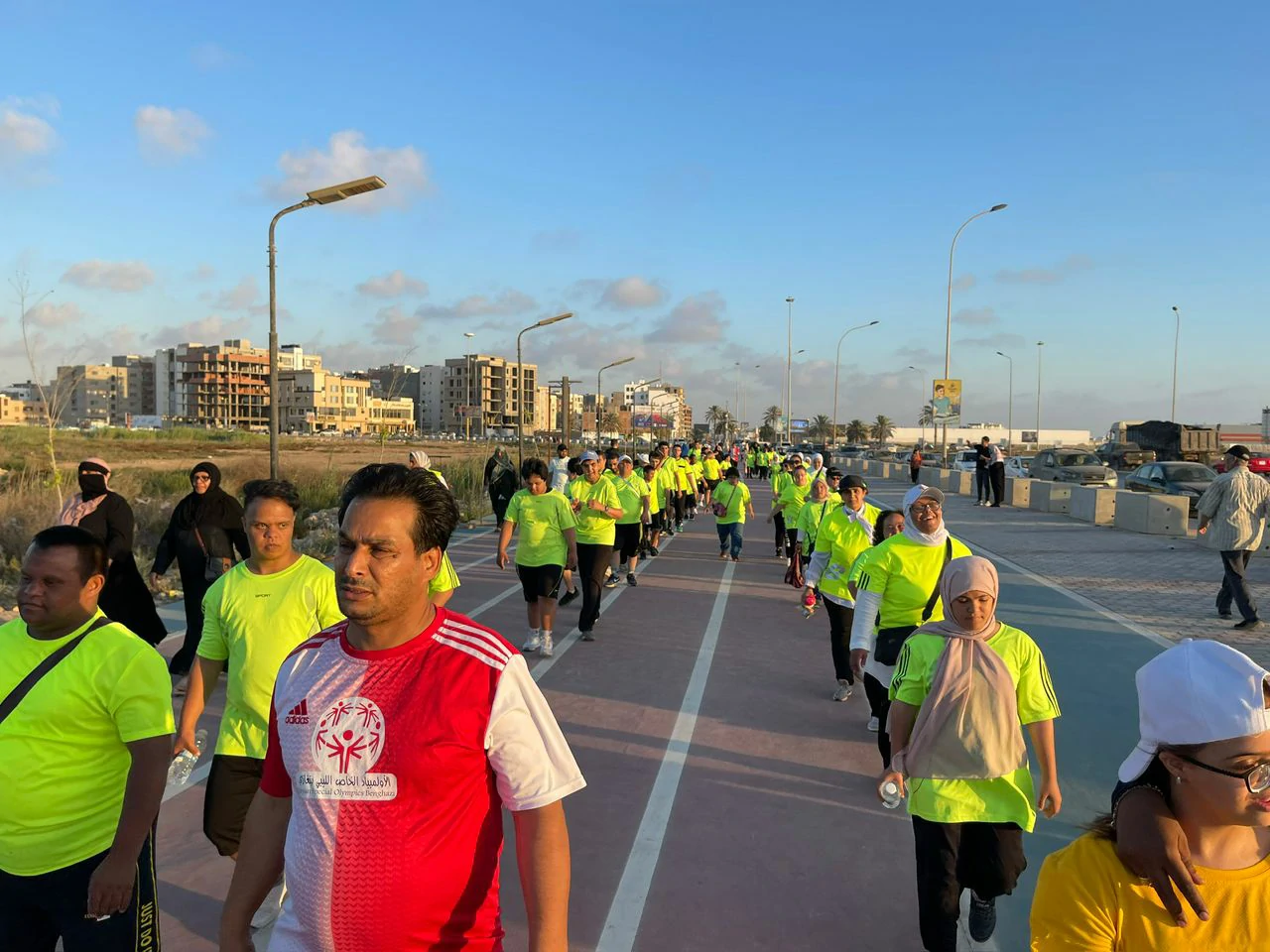 يوم رياضي للمشي لمنتسبي الأولمبياد الخاص الليبي في بنغازي