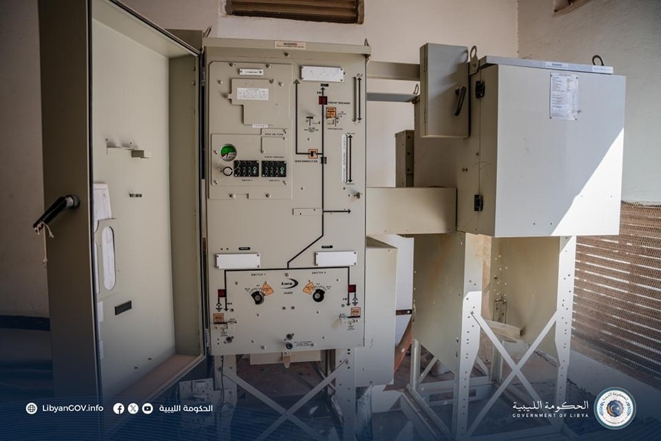 عودة التيار الكهربائي إلى منطقتي الماجوري والرويسات في بنغازي 