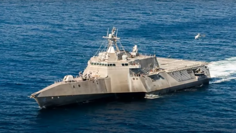 سلاح البحرية الأمريكي يحصل على سفينة قتالية متطورة