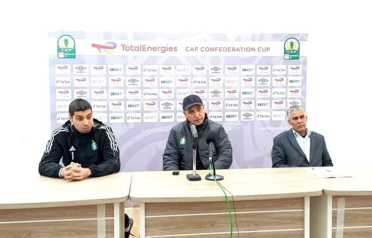 المؤتمر الصحفي لممثلي كرة القدم الليبية بالكونفدرالية الأفريقية