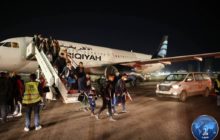 مراسل ( وال) : وصول أول دفعة من الجالية الليبية في أوكرانيا إلى مطار معيتيقة