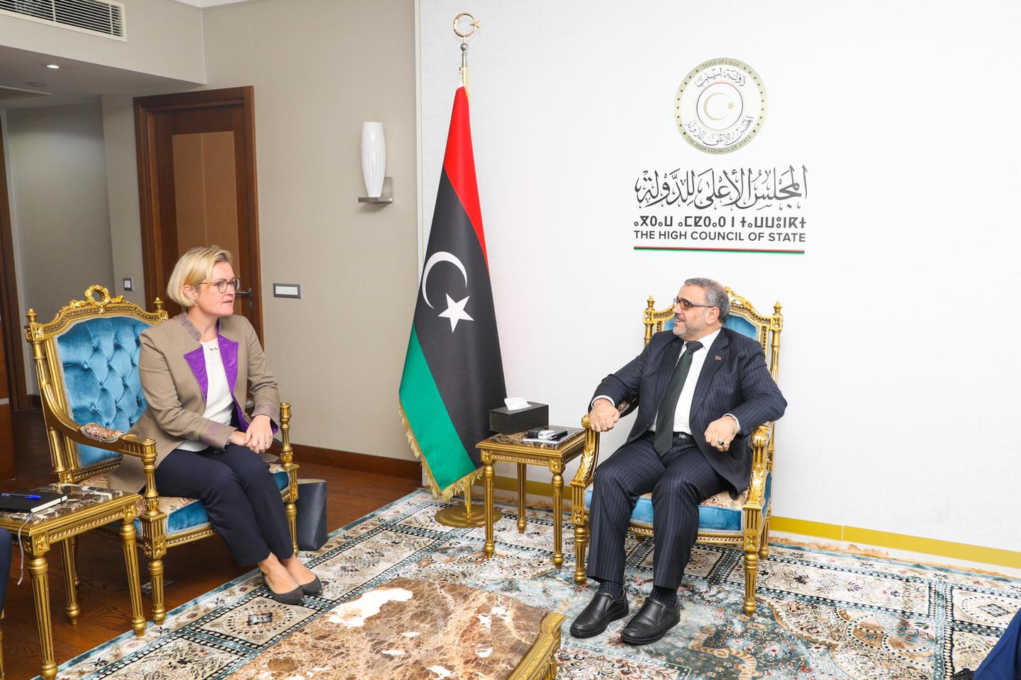 المشري يُناقش آخر المستجدات السياسية المحلية والدولية مع سفيرة بريطانيا لدى ليبيا