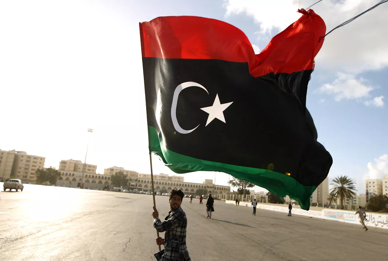 سبوتنيك: أمريكا تجري اتصالات لتشكيل لجنة سياسية جديدة في ليبيا