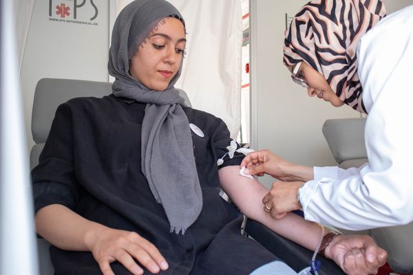 بنغازي| بالصور.. حملة تبرع بمناسبة اليوم العالمي للتبرع بالدم