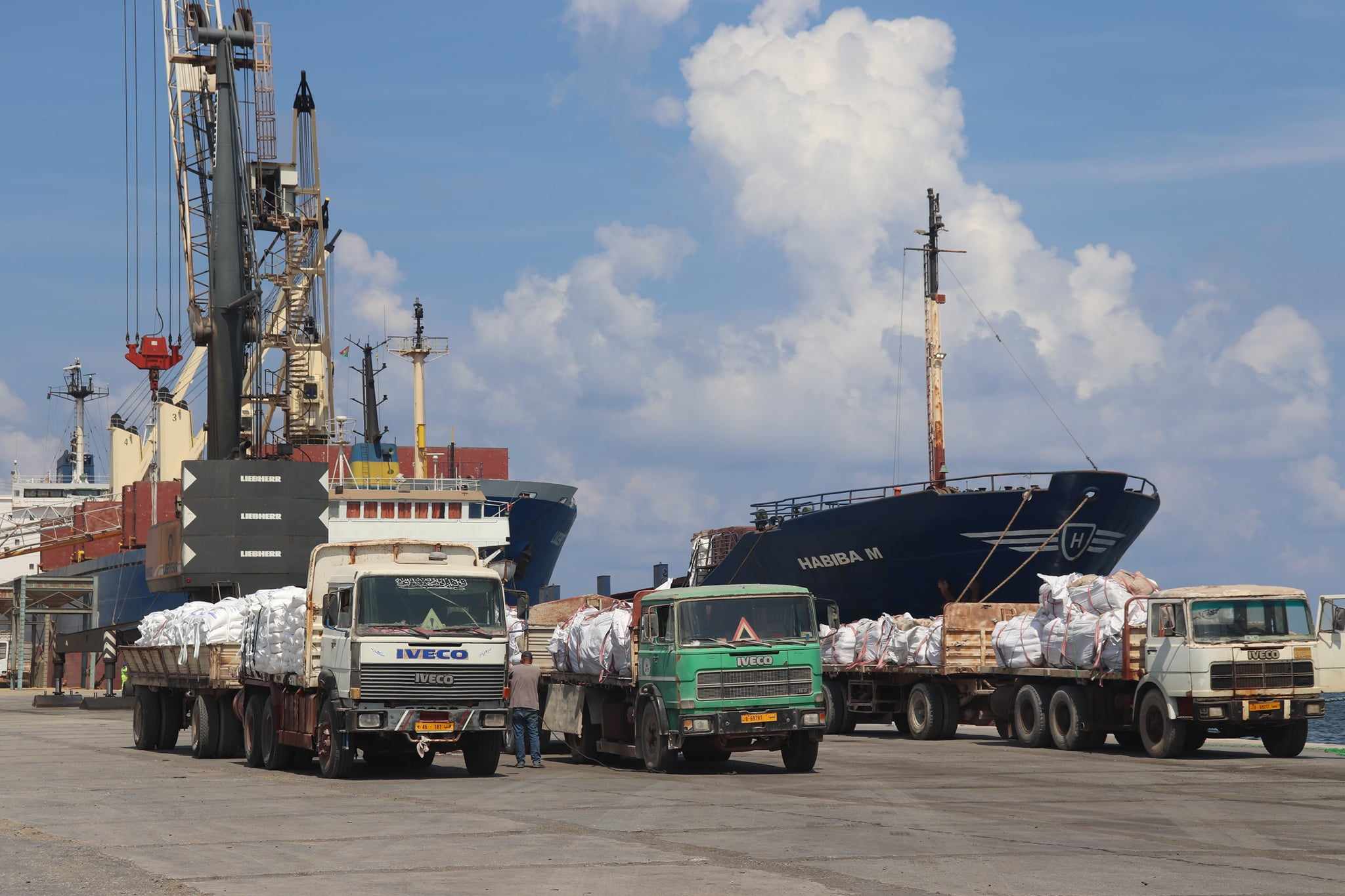 زيادة غير مسبوقة في معدل السفن القادمة لميناء بنغازي البحري خلال شهر أغسطس