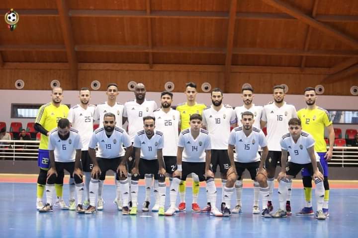 منتخب ليبيا داخل الصالات يواصل تدريباته بطرابلس