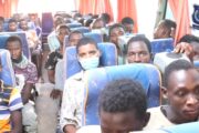 ترحيل عدد من المهاجرين من النيجر بعد ضبطهم داخل أوكار الاتجار بالبشر