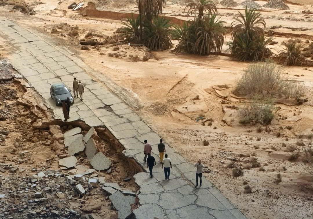 السيول تتسبب في قطع الطرق الرابطة بين تربو وزويلة بالجنوب الغربي