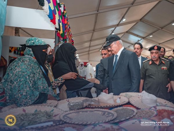 بحضور القائد العام ورئيس مجلس النواب .. افتتاح مهرجان 