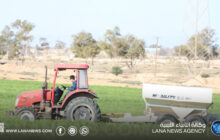 استثمار النهر الصناعي ينفذ عمليات تسميد وحرث بمشروع المزارع الكبيرة في سرت